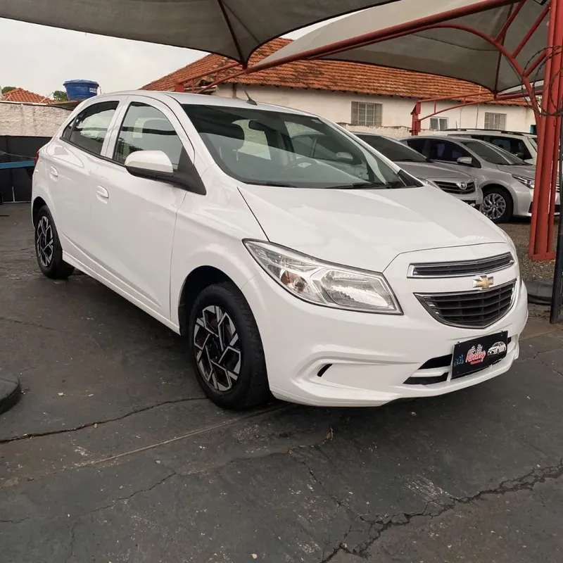 Chevrolet Onix 2015