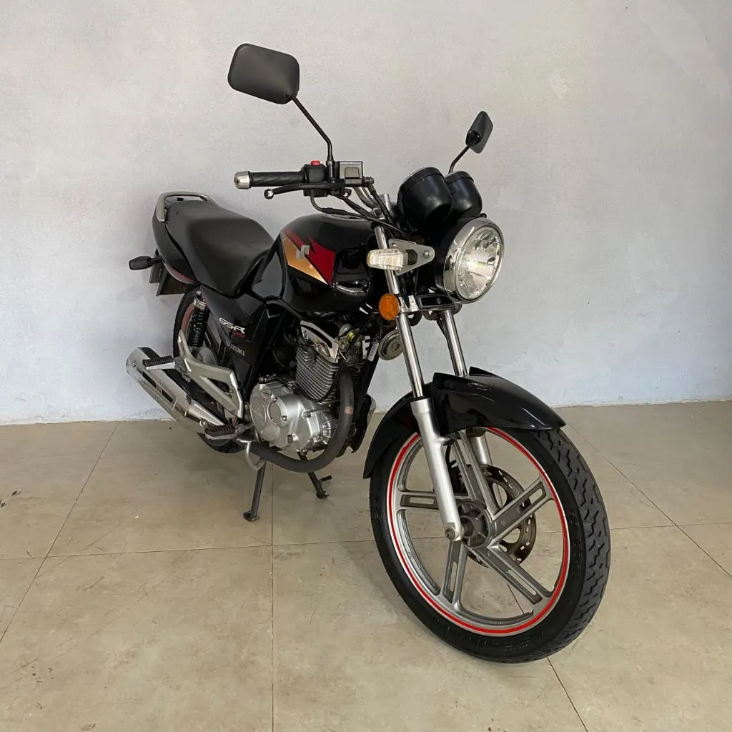 Suzuki GSR 125 2013